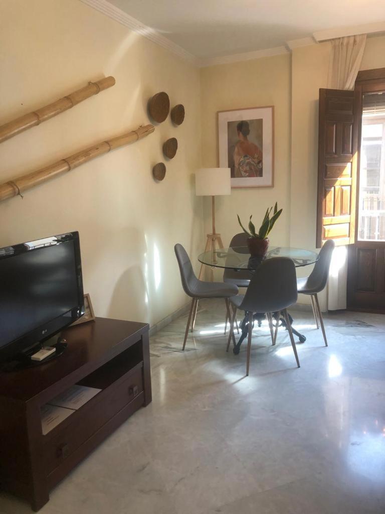 Centro Ciudad Y Parking Apartment Granada Ngoại thất bức ảnh